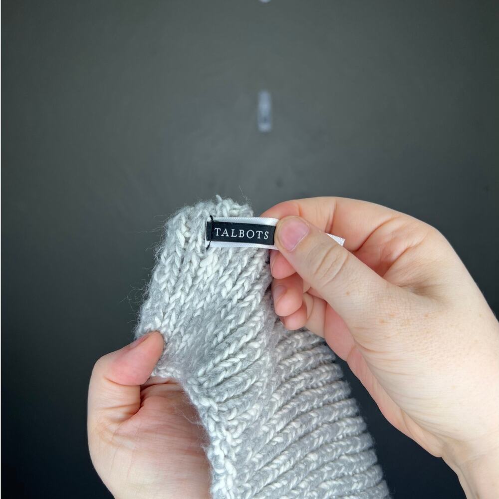 Talbots Knitted Scarf - Picture 3 of 5